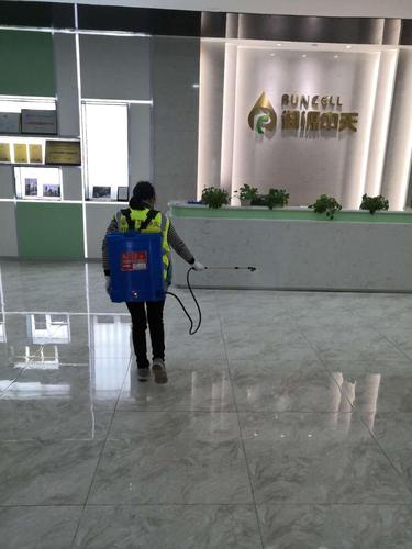 管理经营范围:工程维修保养\房屋设施维修\清洁保洁\保安服务